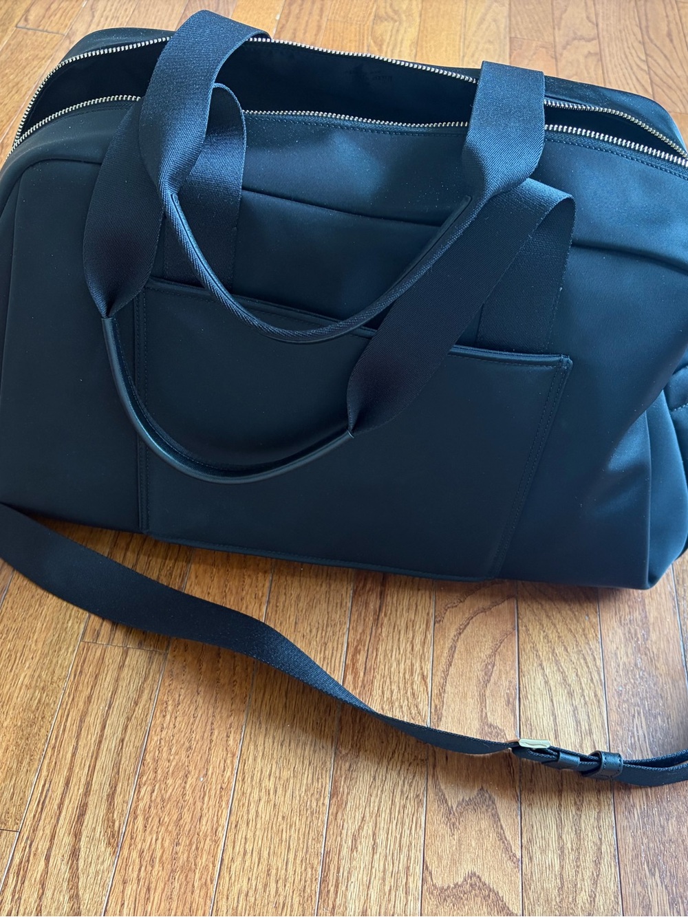 ♠️♠️NWOT Kate Spade Black Travel Bag♠️♠️ - Picture 5 of 8